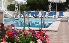 Hotel Trevi