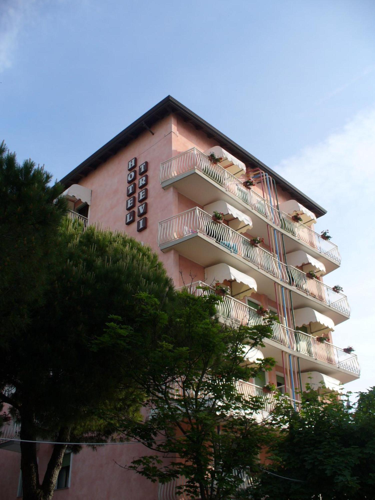 Hotel Trevi Lido di Jesolo Esterno foto